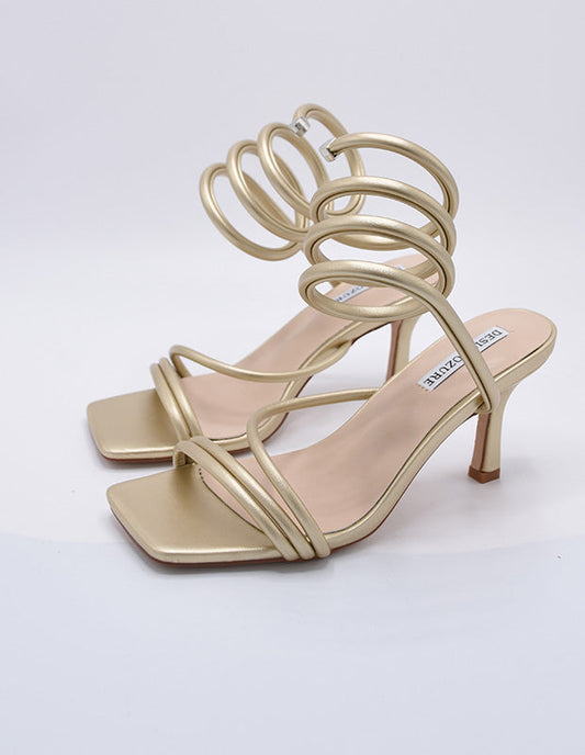 סנדל גוליה